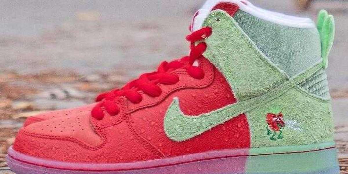 Where to Buy Cheap Nike SB Dunk High Strawberry Cough