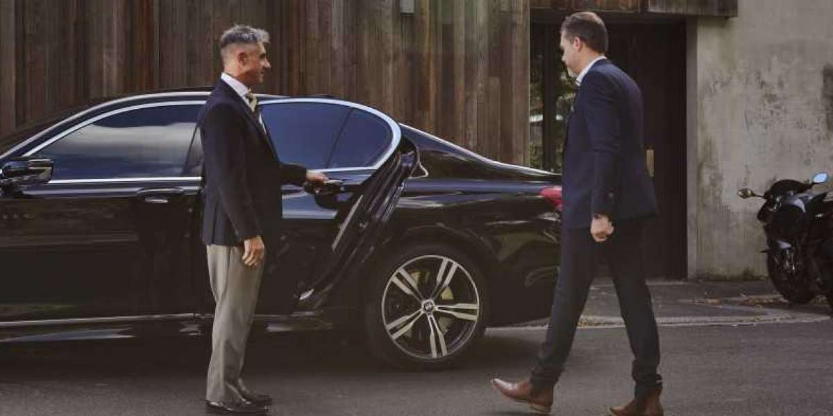 Top 3 Companies in Melbourne Providing Chauffeur Services