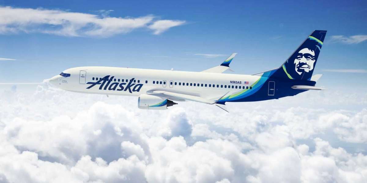 ¿Cuántas maletas gratuitas tiene Alaska Airlines?