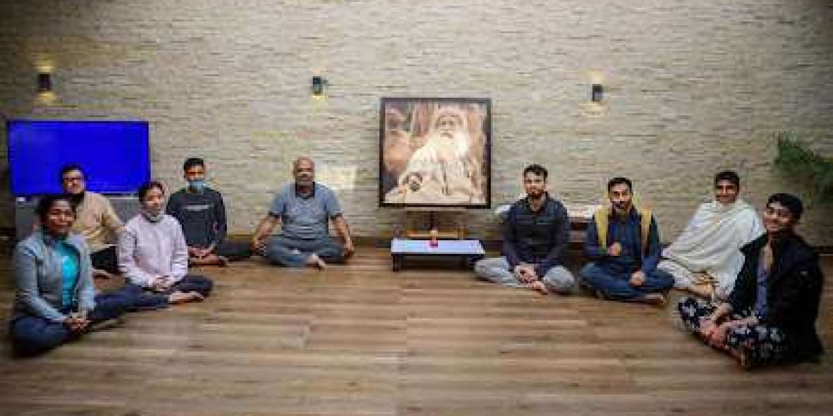 Looking for yoga classes in Gurgaon? | Join Sadhyog - Isha Hatha Yoga
