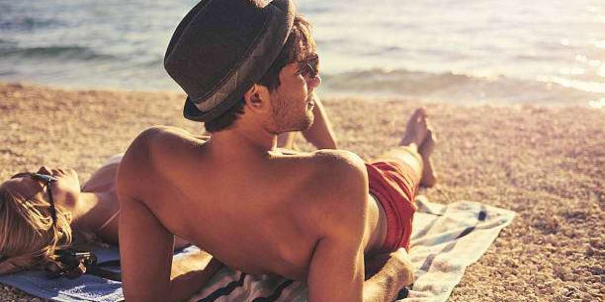 "Shielding Your Skin: Essential Tips for Men to Prevent Sunburn in Summer"