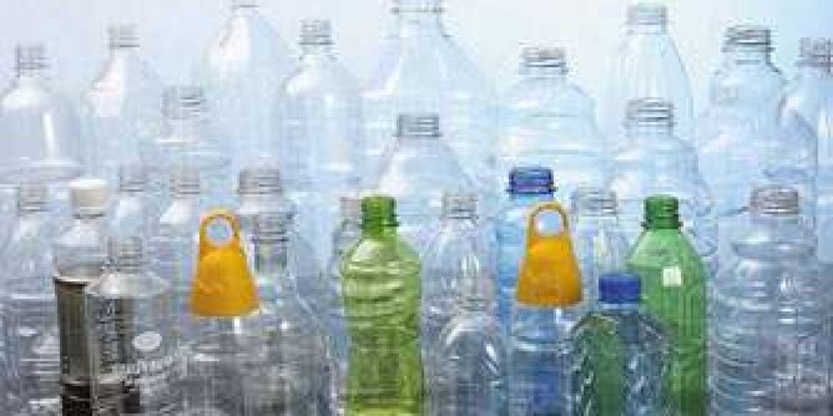 The Surprising Benefits of Using PET Bottles for Packaging