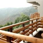 Hotels And Resorts in Kanatal In Apple Estate