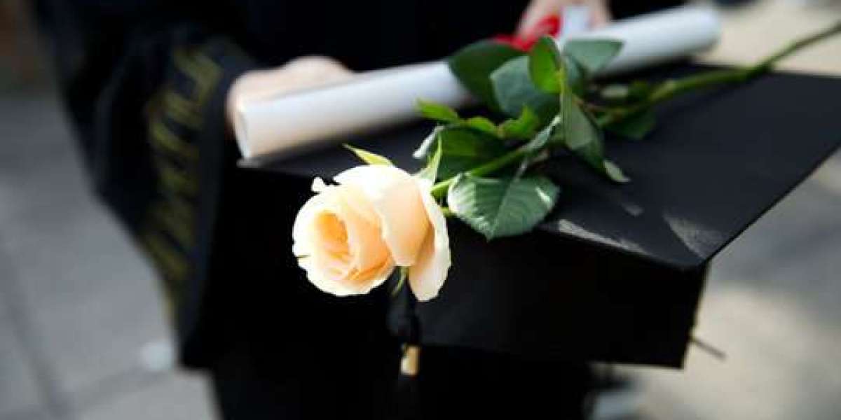 Graduation Flower Delivery Services in Singapore