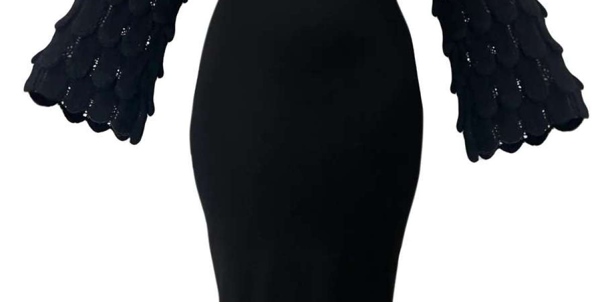 Unveiling Elegance: The Scalloped Bodycon Dress