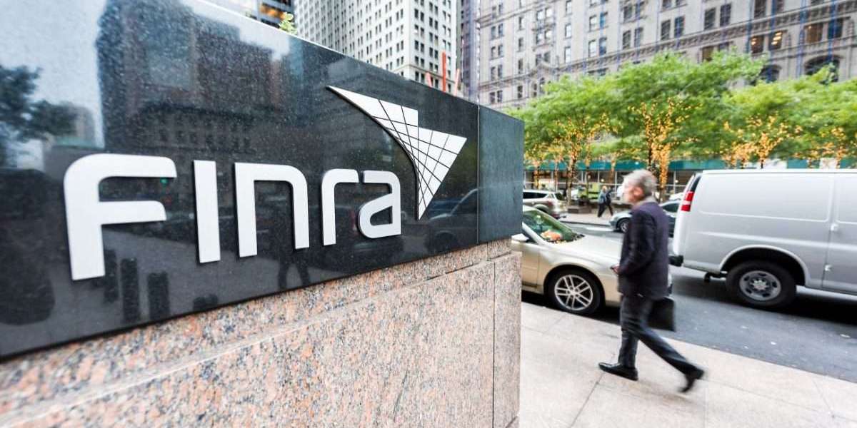 Finra Eases Two-year Limit For Unregistered Sas