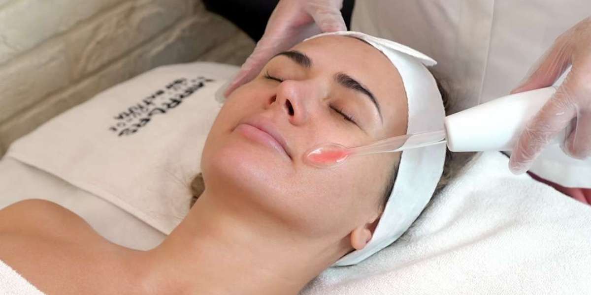 Exploring the Benefits of Facial Extractions: Clearer, Healthier Skin