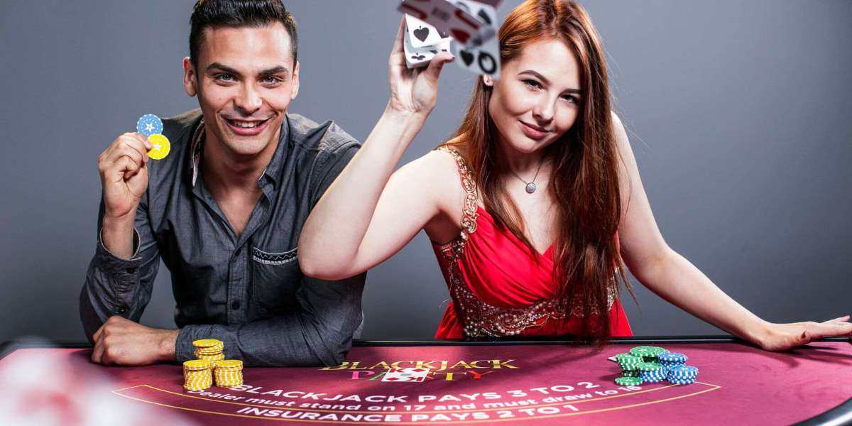 What is the top-rated mobile casino app in Malaysia?