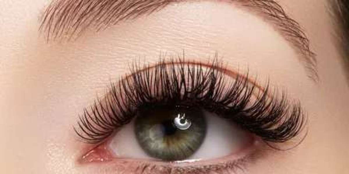 Careprost Eye Drops: Your Secret Weapon for Gorgeous Eyelashes