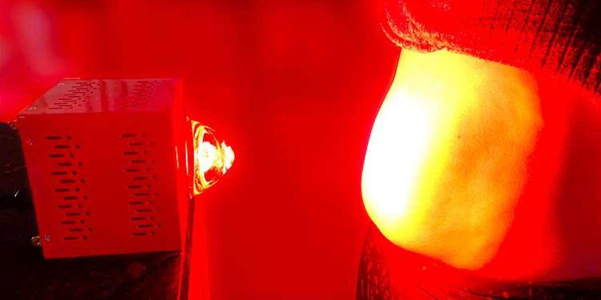 Exploring the Benefits of Red Light Therapy for Weight Loss