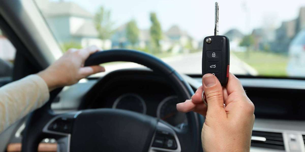 How Can Aurora Locksmiths Help You with Car Key Replacement?
