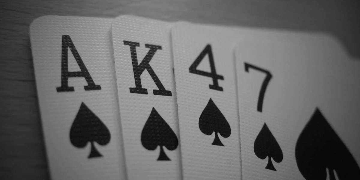 Dari chip hingga klik: Bebaskan kecerdasan poker online Anda untuk kesuksesan yang tak tertandingi
