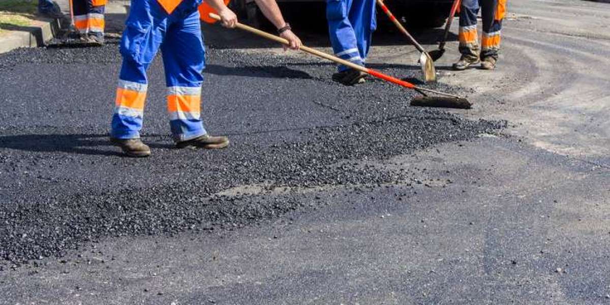 The Ultimate Guide to Asphalt Maintenance in Donna