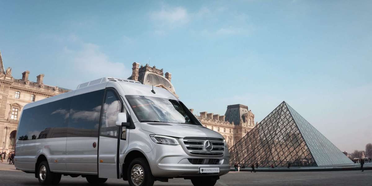 Coach Hire Oxford: Exploring the Heart of England