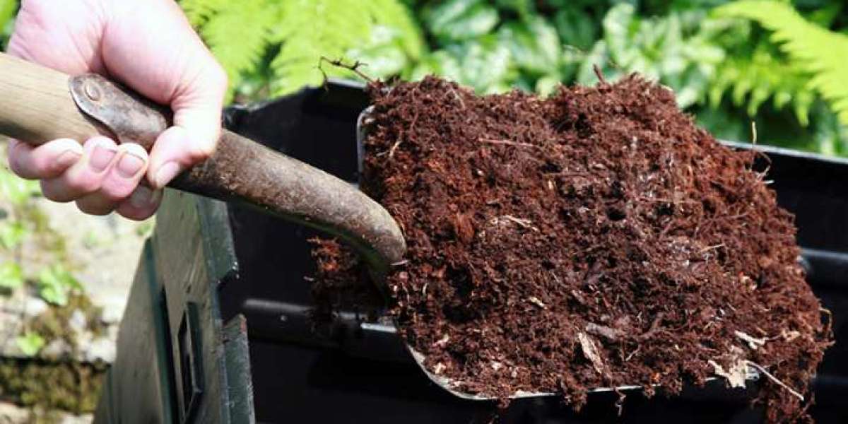 Organic Fertilizer Market to Expand at 6.3% CAGR, Reaching US$ 17,037.6 Million by 2032
