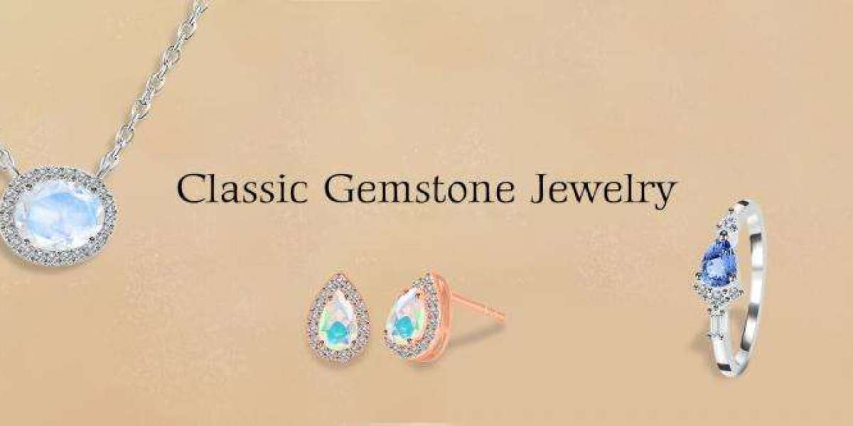 Which Gemstone Jewelry to Wear for New Year's Eve