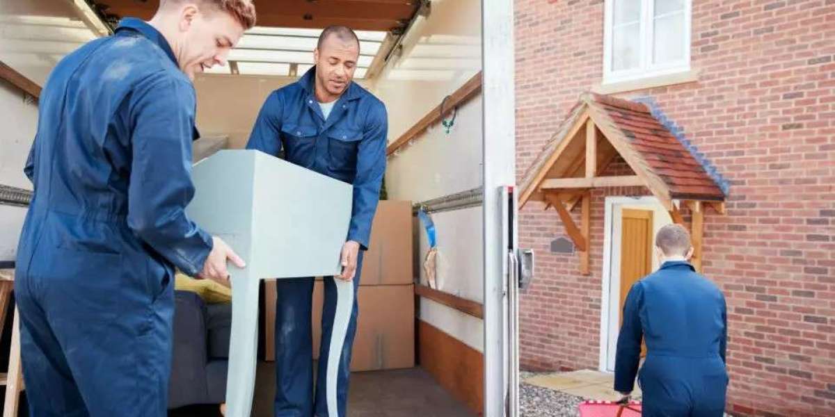 Your Moving Partner | Customized Solutions with Movers in Anaheim