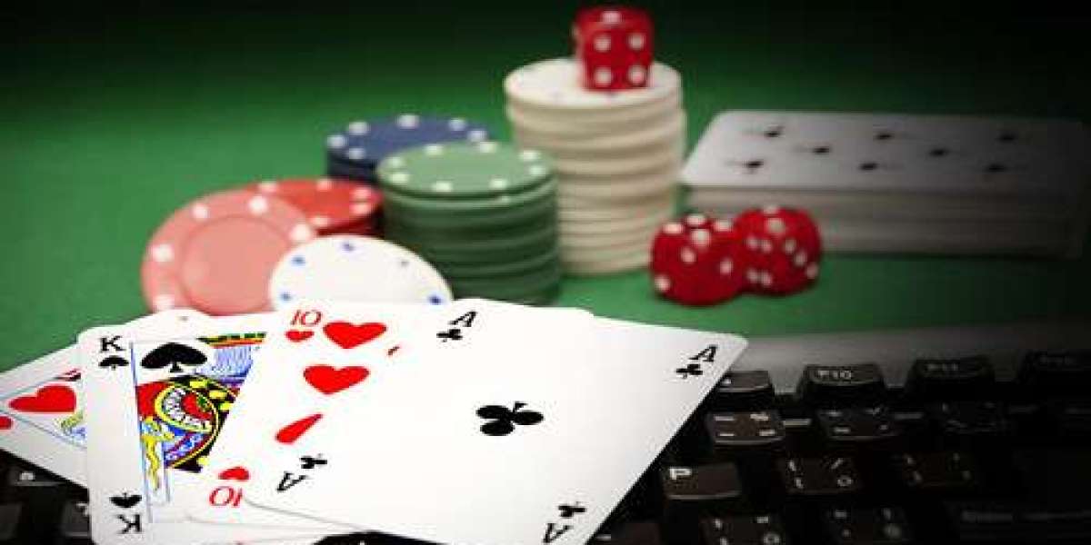 Changing Tides in Online Poker: Grasping the Ins and Outs of the Game