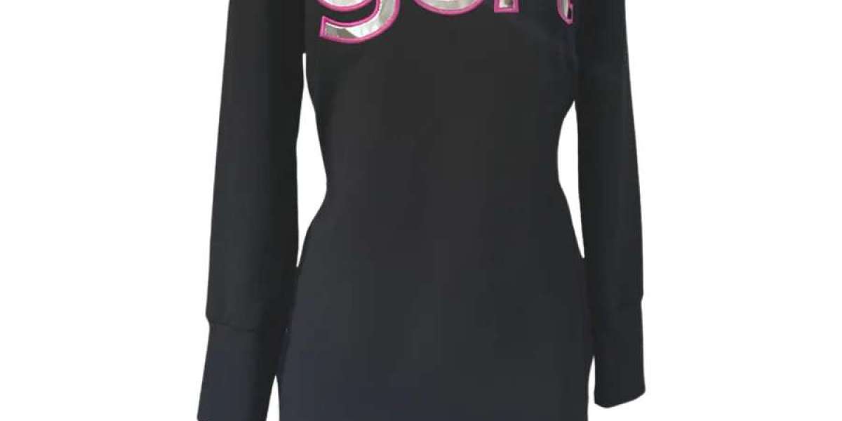 Elevate Your Style: Embrace the Elegance of Pink Gert Sweatshirt with Piano Pleat