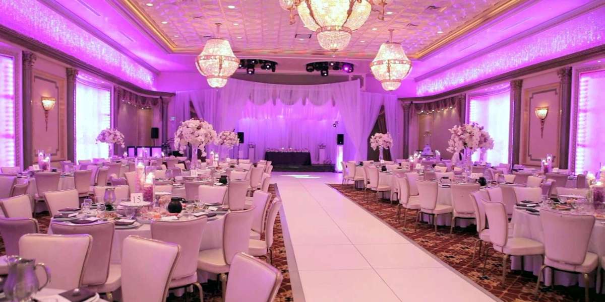 How to Decorate a Banquet Hall in Surrey