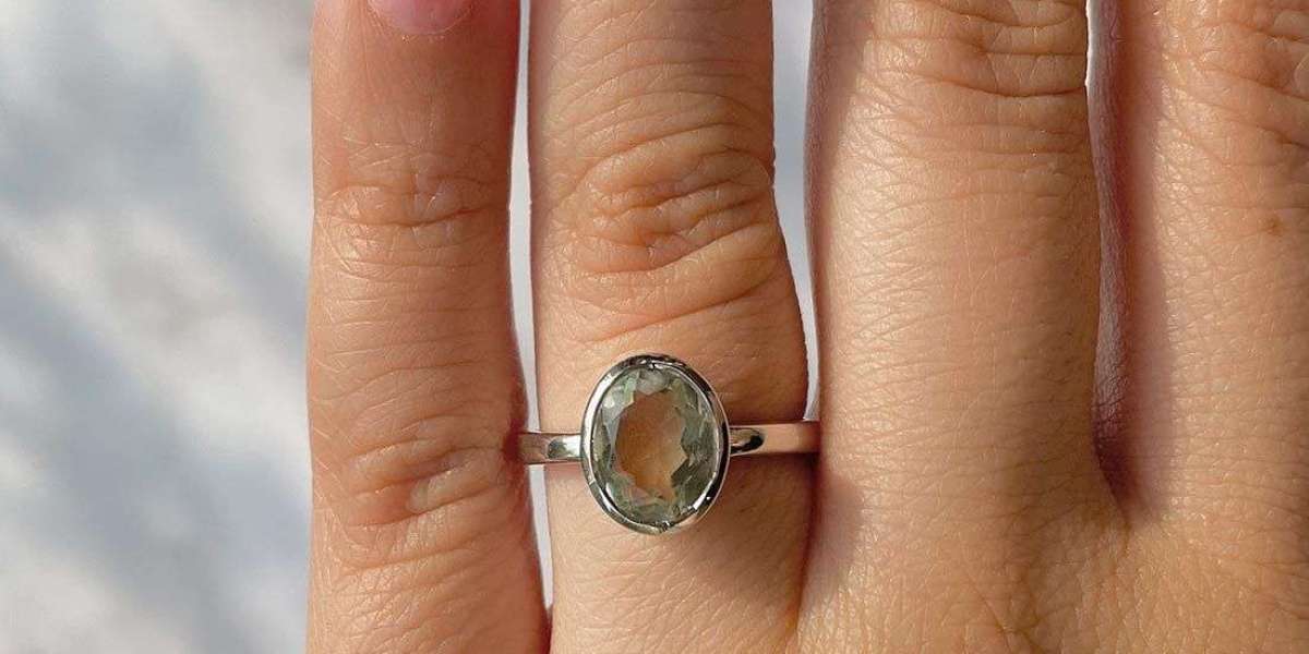 life by wearing an attractive Green Amethyst Rings