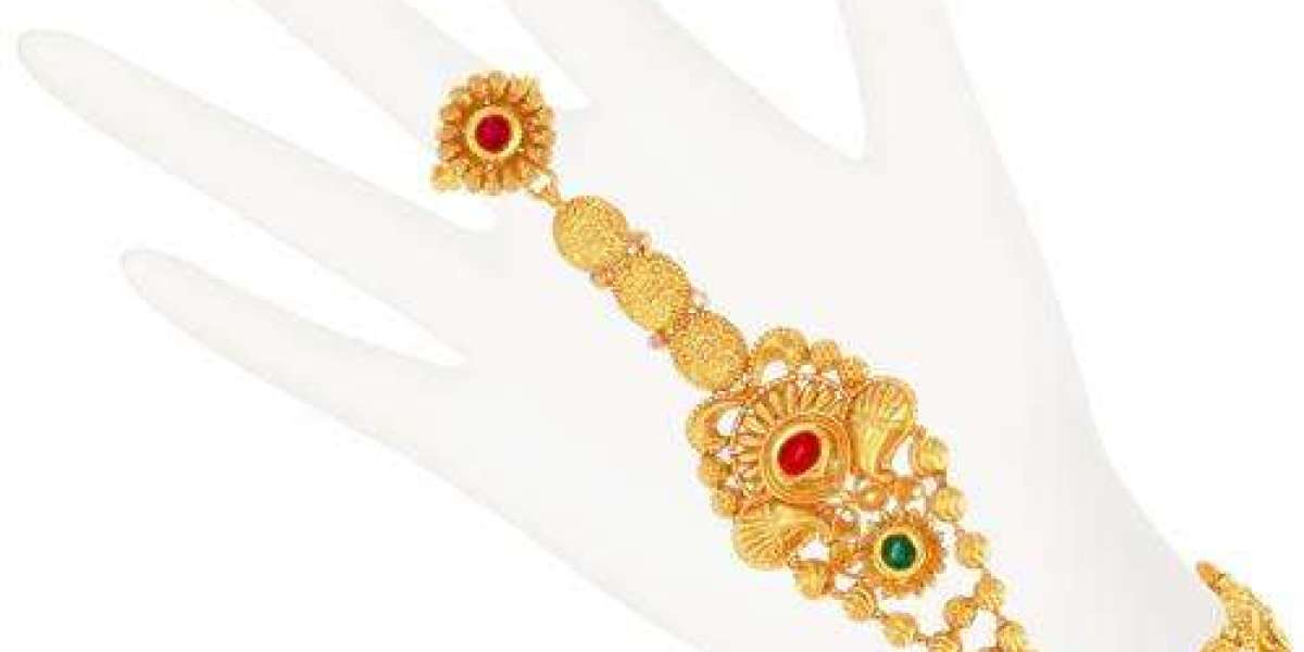 Enhance Your Style with Exquisite Women's Finger Bracelets from Malani Jewelers