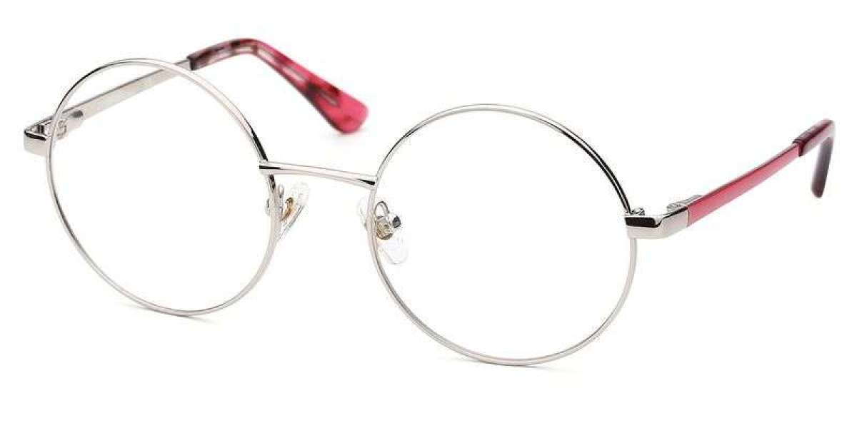 The Smallest Eyeglasses Frames Without Pinching Our Faces