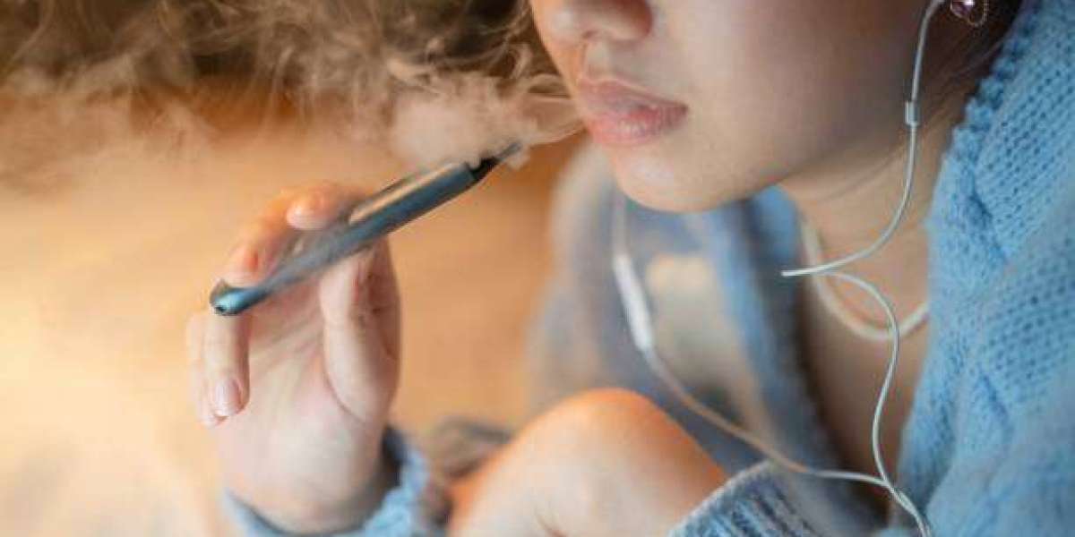 【電子煙vs傳統煙】紙菸危害真的比電子煙小？