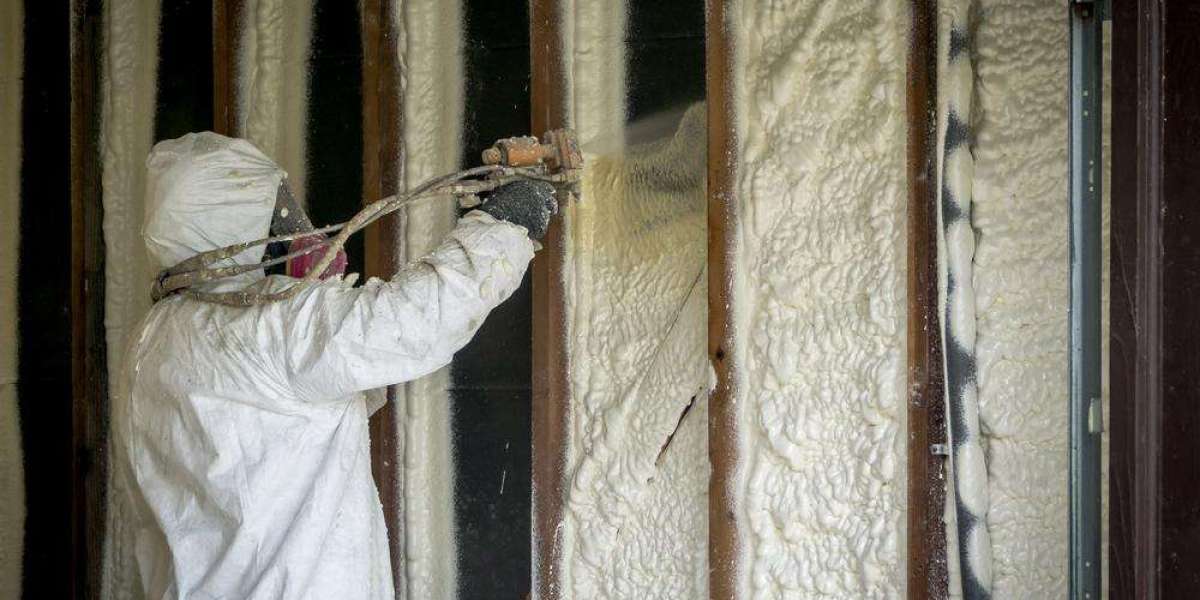 Spray Foam Insulation: The Key to Enhanced Comfort in Scottsdale Homes
