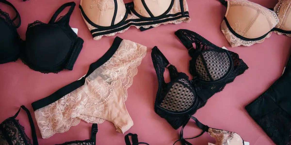 Online Lingerie Shopping | Facts You Need to Know Before You Buy