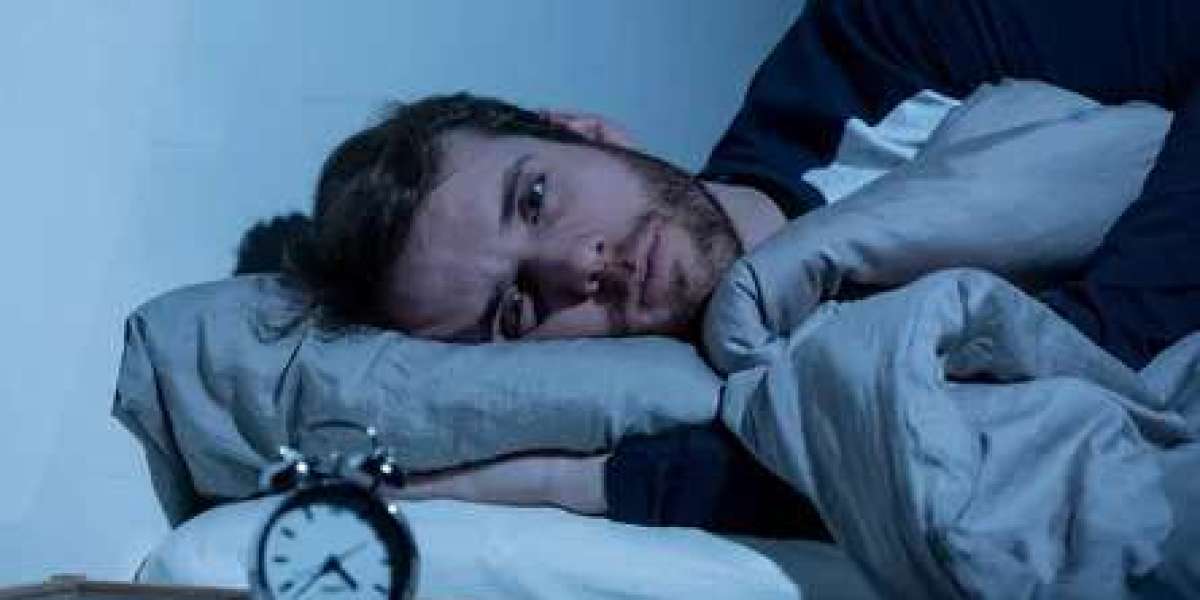 Technology and Insomnia: Blue Light Effects and Remedies