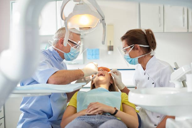 Factors To Consider When Choosing A Dentist