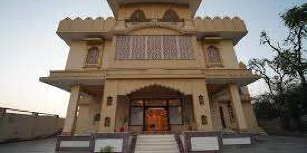 Finding Romance and Comfort At Couple-Friendly Hotels in Jaipur