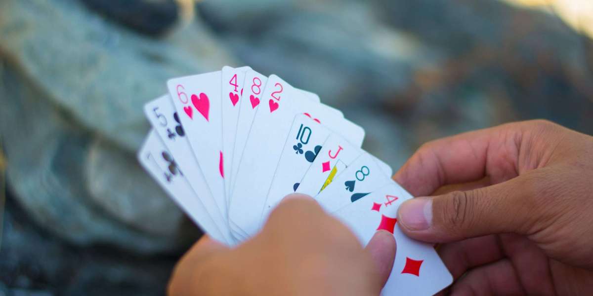 Gin Rummy Tips for Improving Your Game | The Guide!