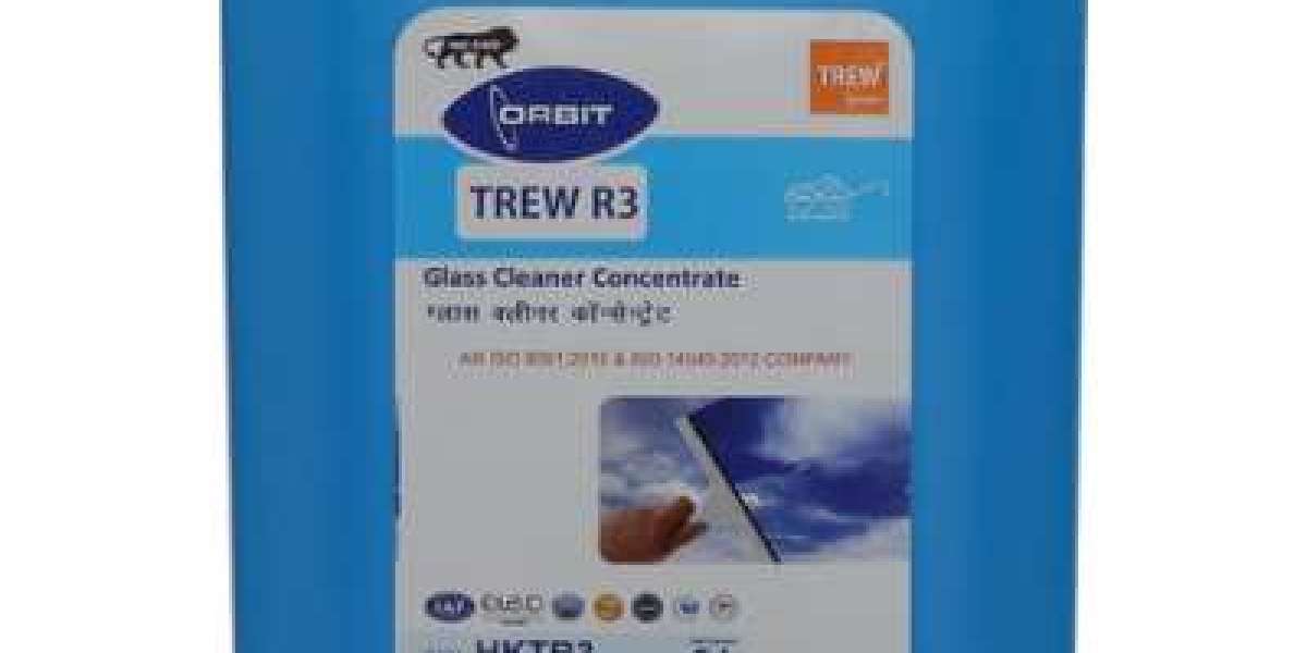 Trew India's Window Cleaner Concentrate: The Clear Choice for Wholesale Cleaning