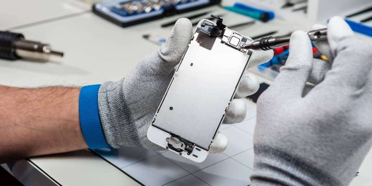 Unlocking the Best Services of Phone Repair in Glasgow