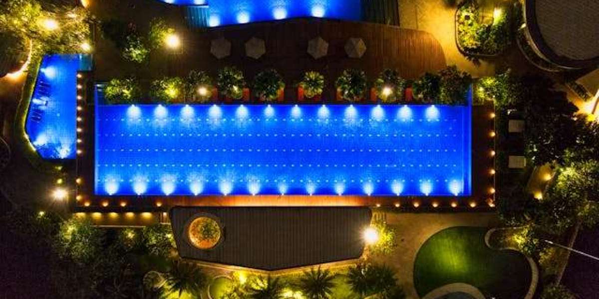 Innovative Lighting Techniques for South Florida Pools