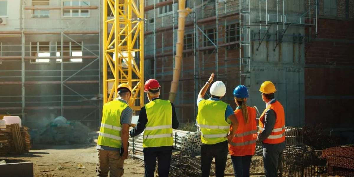 Maximizing Success in Construction Projects: The Role of Expert Consulting and Management