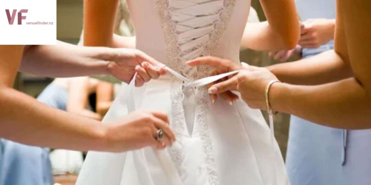 What You Need to Know Before Buying Bridal Dresses Online